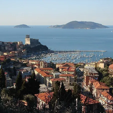 Casa Elena Holiday home *